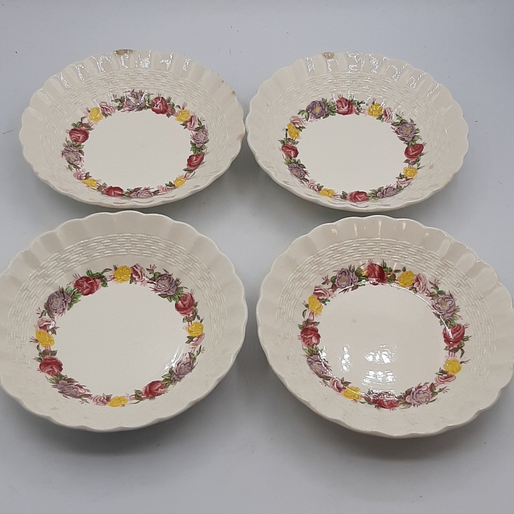 Vintage 4 Copeland Spode Rose Briar Berry Dessert Bowls Chelsea Wicker Floral